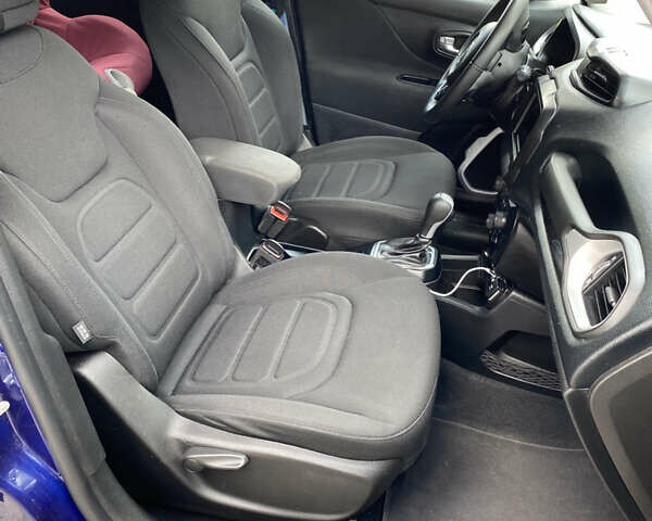 Синий Джип Ренегат, объемом двигателя 2.36 л и пробегом 126 тыс. км за 10800 $, фото 10 на Automoto.ua