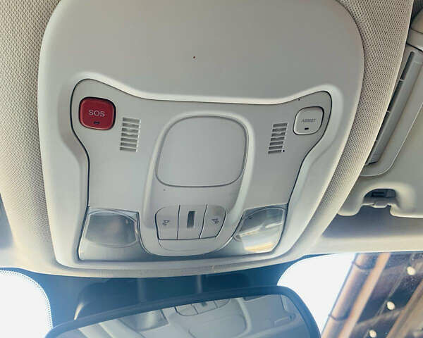 Синий Джип Ренегат, объемом двигателя 2.4 л и пробегом 93 тыс. км за 16500 $, фото 6 на Automoto.ua