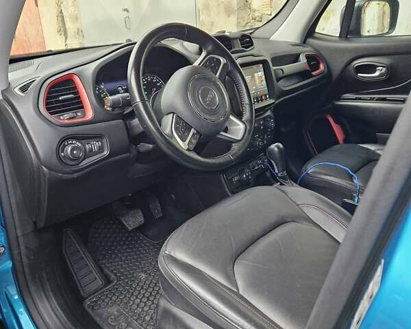 Синий Джип Ренегат, объемом двигателя 1.33 л и пробегом 100 тыс. км за 21500 $, фото 8 на Automoto.ua