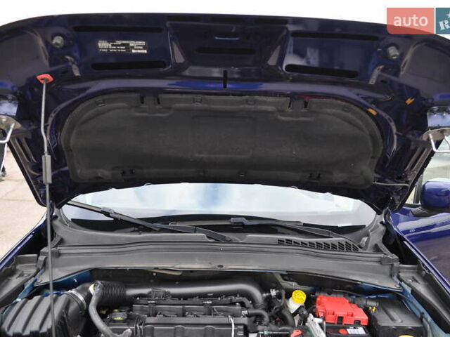 Синий Джип Ренегат, объемом двигателя 0 л и пробегом 108 тыс. км за 15400 $, фото 69 на Automoto.ua