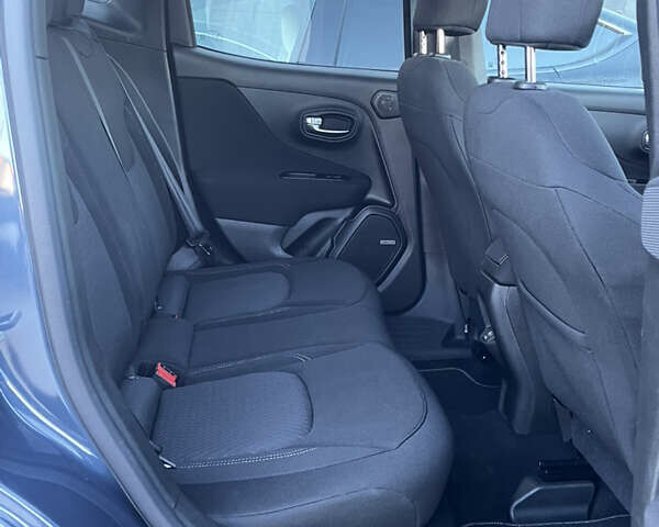 Синій Джип Ренегат, об'ємом двигуна 2.36 л та пробігом 28 тис. км за 18900 $, фото 11 на Automoto.ua