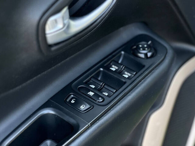 Зеленый Джип Ренегат, объемом двигателя 2.4 л и пробегом 94 тыс. км за 14000 $, фото 7 на Automoto.ua