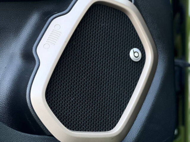 Зеленый Джип Ренегат, объемом двигателя 2.4 л и пробегом 94 тыс. км за 14000 $, фото 8 на Automoto.ua