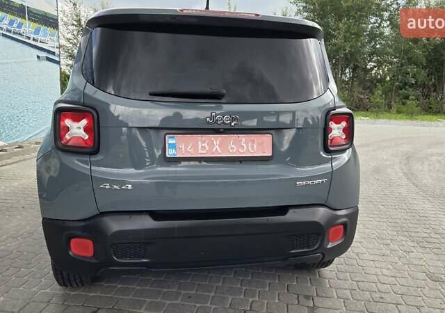 Зелений Джип Ренегат, об'ємом двигуна 2.4 л та пробігом 181 тис. км за 11400 $, фото 31 на Automoto.ua
