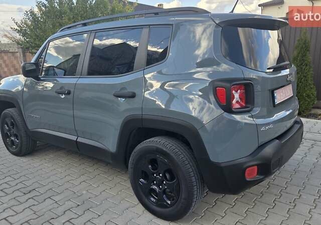 Зелений Джип Ренегат, об'ємом двигуна 2.4 л та пробігом 181 тис. км за 10600 $, фото 17 на Automoto.ua