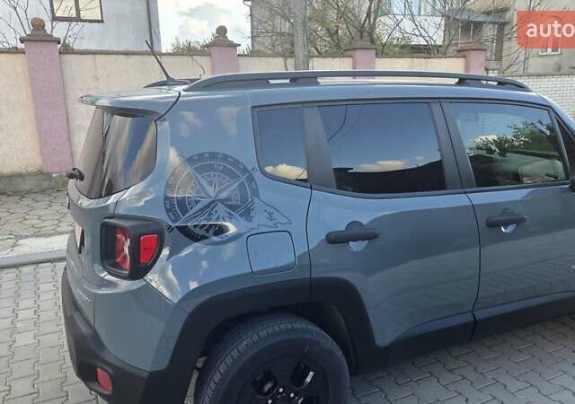 Зелений Джип Ренегат, об'ємом двигуна 2.4 л та пробігом 181 тис. км за 10600 $, фото 18 на Automoto.ua