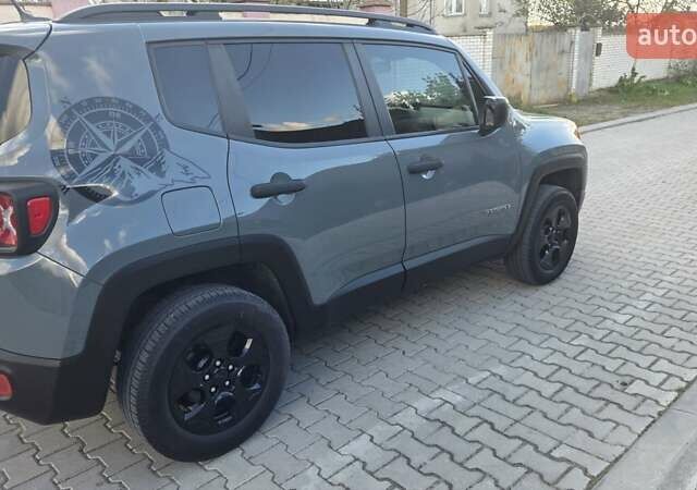 Джип Ренегат 2017 в Львове на Automoto.ua Зеленый Джип Ренегат, объемом двигателя 2.4 л и пробегом 181 тыс. км за 11600 $, фото 8 на Automoto.ua