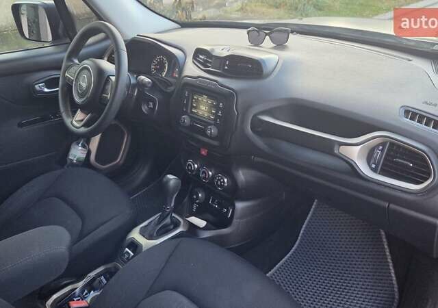 Зелений Джип Ренегат, об'ємом двигуна 2.4 л та пробігом 181 тис. км за 10600 $, фото 5 на Automoto.ua