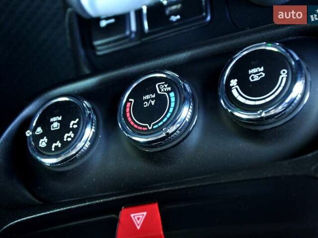 Зеленый Джип Ренегат, объемом двигателя 2.4 л и пробегом 180 тыс. км за 10999 $, фото 31 на Automoto.ua