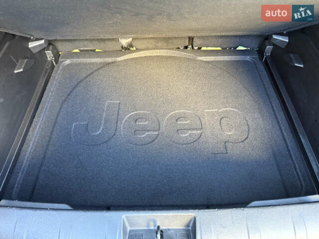 Зелений Джип Ренегат, об'ємом двигуна 2.36 л та пробігом 90 тис. км за 11950 $, фото 44 на Automoto.ua