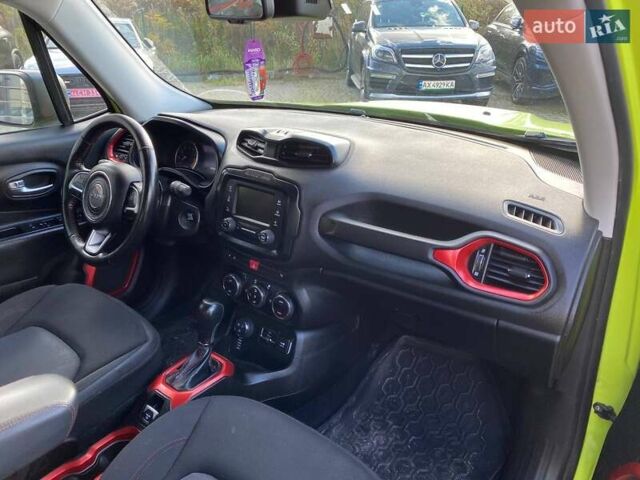 Зелений Джип Ренегат, об'ємом двигуна 2.36 л та пробігом 268 тис. км за 13300 $, фото 8 на Automoto.ua