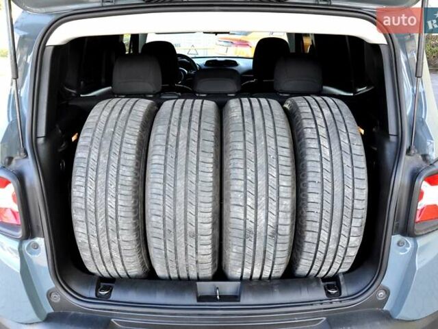 Зеленый Джип Ренегат, объемом двигателя 2.4 л и пробегом 180 тыс. км за 10999 $, фото 22 на Automoto.ua