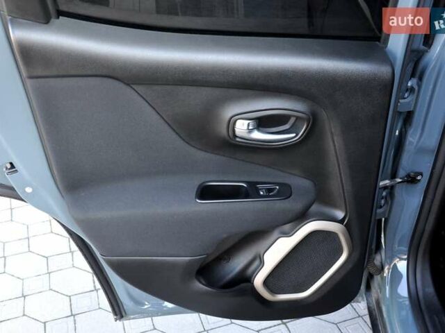 Зеленый Джип Ренегат, объемом двигателя 2.4 л и пробегом 180 тыс. км за 10999 $, фото 19 на Automoto.ua