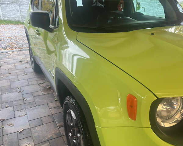 Джип Ренегат 2018 в Люботине на Automoto.ua Зеленый Джип Ренегат, объемом двигателя 2.36 л и пробегом 126 тыс. км за 13000 $, фото 4 на Automoto.ua