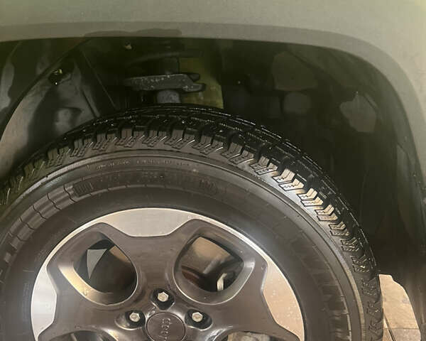 Джип Ренегат 2018 в Люботине на Automoto.ua Зеленый Джип Ренегат, объемом двигателя 2.36 л и пробегом 126 тыс. км за 13000 $, фото 23 на Automoto.ua