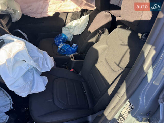 Зелений Джип Ренегат, об'ємом двигуна 0 л та пробігом 112 тис. км за 7999 $, фото 10 на Automoto.ua