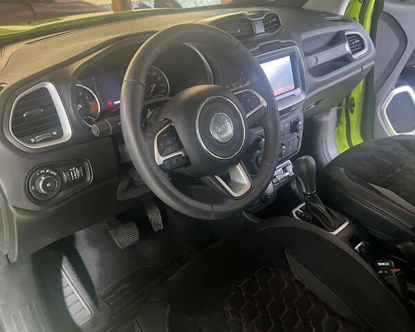 Джип Ренегат 2018 в Люботине на Automoto.ua Зеленый Джип Ренегат, объемом двигателя 2.36 л и пробегом 126 тыс. км за 13000 $, фото 11 на Automoto.ua