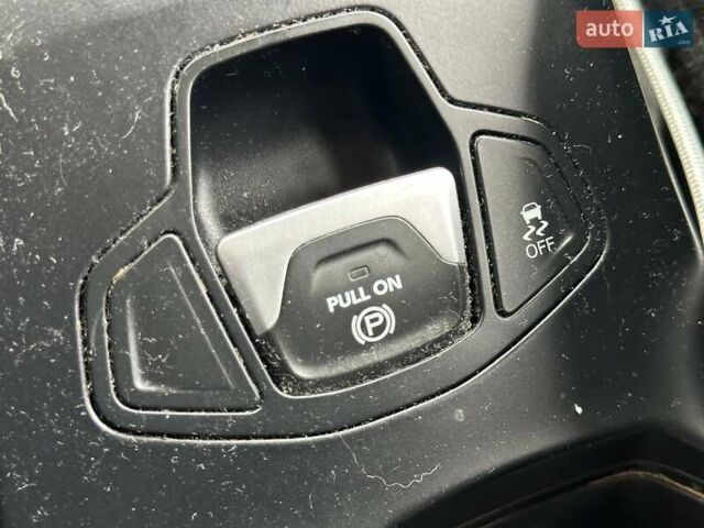 Зелений Джип Ренегат, об'ємом двигуна 2.36 л та пробігом 185 тис. км за 13990 $, фото 18 на Automoto.ua