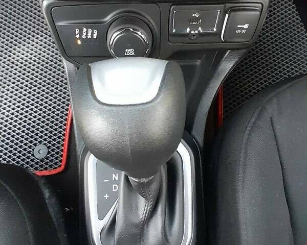 Зеленый Джип Ренегат, объемом двигателя 2.4 л и пробегом 126 тыс. км за 14750 $, фото 57 на Automoto.ua