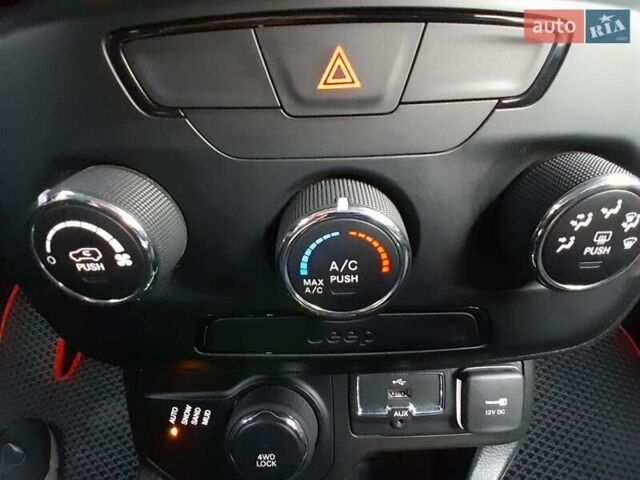 Зеленый Джип Ренегат, объемом двигателя 2.4 л и пробегом 126 тыс. км за 14750 $, фото 56 на Automoto.ua