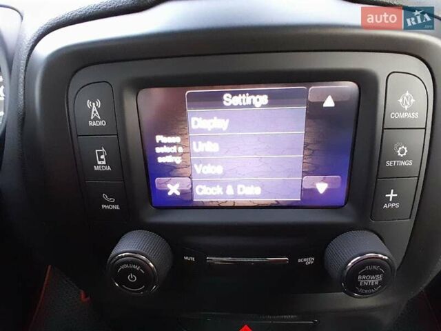 Зеленый Джип Ренегат, объемом двигателя 2.4 л и пробегом 126 тыс. км за 14750 $, фото 80 на Automoto.ua