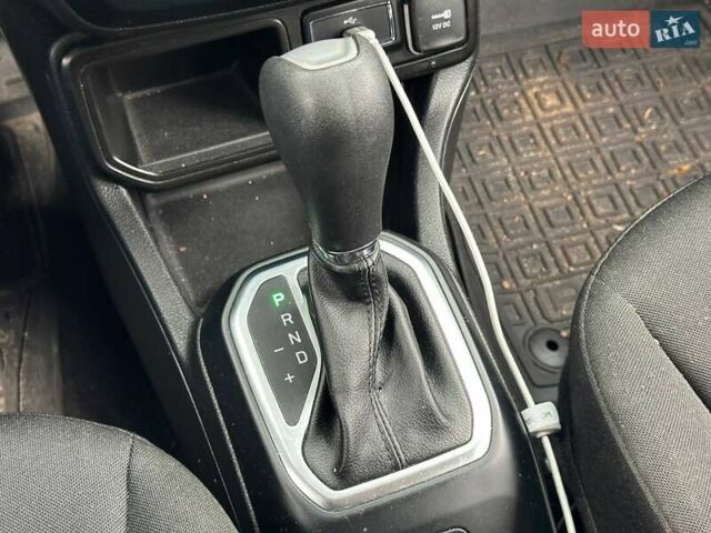 Зелений Джип Ренегат, об'ємом двигуна 2.36 л та пробігом 185 тис. км за 13990 $, фото 17 на Automoto.ua