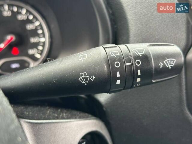 Зелений Джип Ренегат, об'ємом двигуна 2.36 л та пробігом 185 тис. км за 13990 $, фото 22 на Automoto.ua