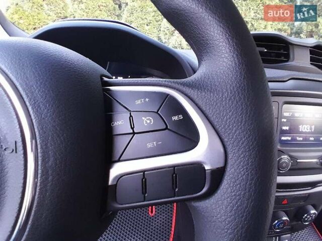 Зеленый Джип Ренегат, объемом двигателя 2.4 л и пробегом 126 тыс. км за 14750 $, фото 51 на Automoto.ua