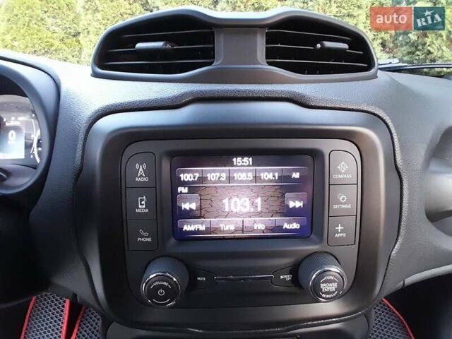 Зеленый Джип Ренегат, объемом двигателя 2.4 л и пробегом 126 тыс. км за 14750 $, фото 60 на Automoto.ua