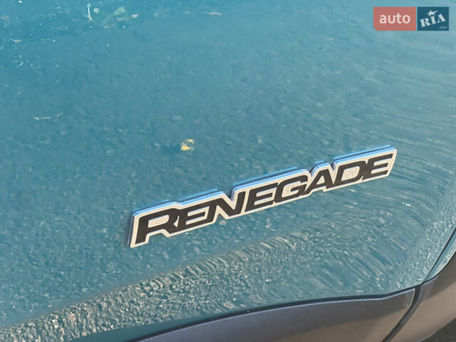 Зелений Джип Ренегат, об'ємом двигуна 2.4 л та пробігом 84 тис. км за 13800 $, фото 16 на Automoto.ua