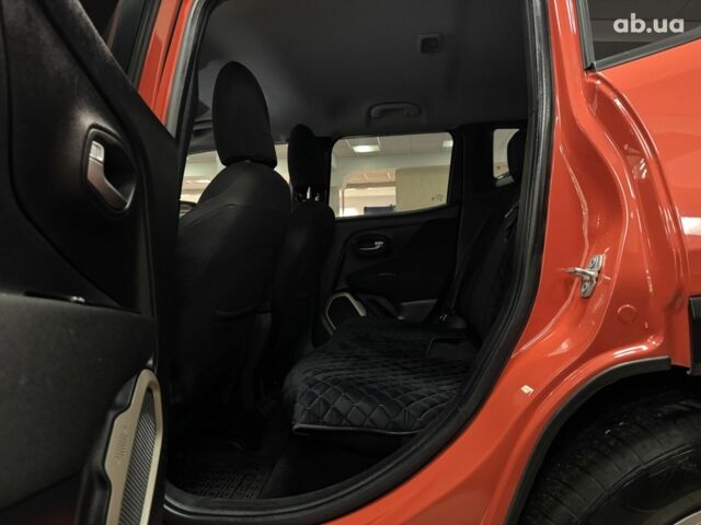 Оранжевый Джип Ренегат, объемом двигателя 2.4 л и пробегом 135 тыс. км за 12400 $, фото 7 на Automoto.ua