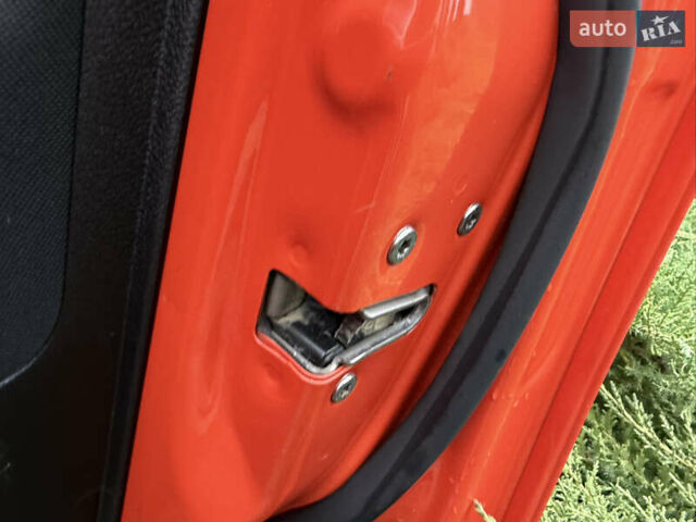 Помаранчевий Джип Ренегат, об'ємом двигуна 2.36 л та пробігом 140 тис. км за 10999 $, фото 42 на Automoto.ua