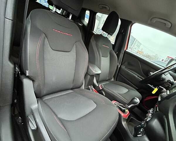 Оранжевый Джип Ренегат, объемом двигателя 2.36 л и пробегом 292 тыс. км за 10800 $, фото 28 на Automoto.ua