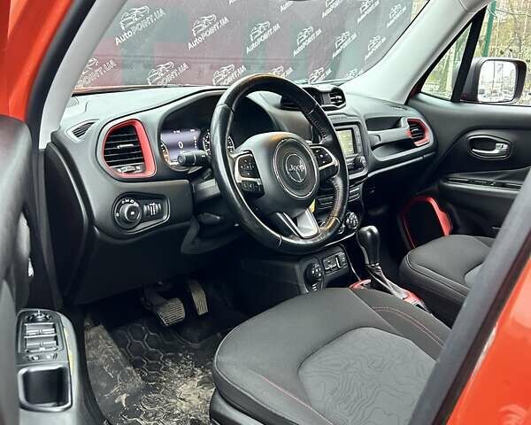 Оранжевый Джип Ренегат, объемом двигателя 2.36 л и пробегом 292 тыс. км за 10800 $, фото 20 на Automoto.ua