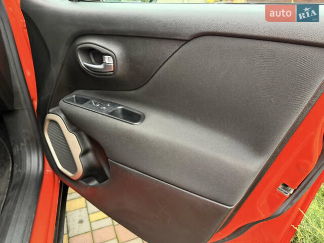 Помаранчевий Джип Ренегат, об'ємом двигуна 2.36 л та пробігом 140 тис. км за 10999 $, фото 40 на Automoto.ua