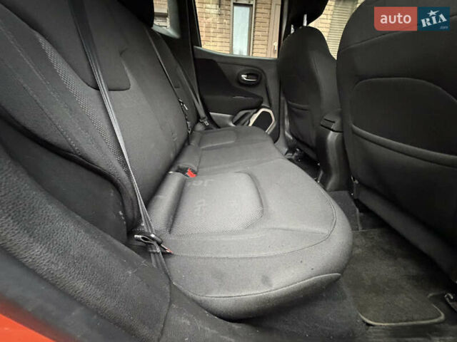 Помаранчевий Джип Ренегат, об'ємом двигуна 2.36 л та пробігом 140 тис. км за 10999 $, фото 38 на Automoto.ua