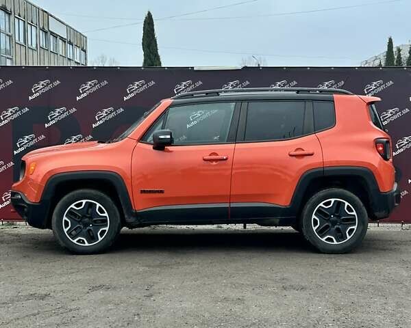 Оранжевый Джип Ренегат, объемом двигателя 2.36 л и пробегом 292 тыс. км за 10800 $, фото 4 на Automoto.ua