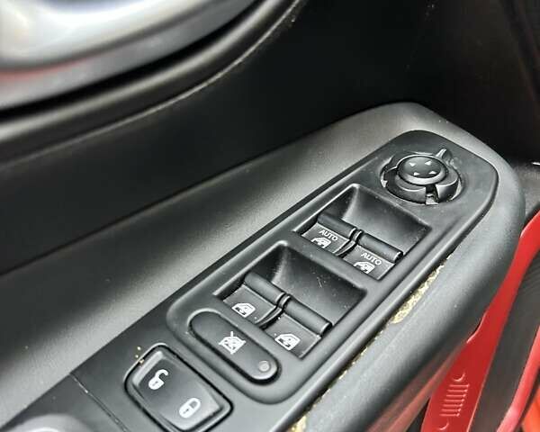 Оранжевый Джип Ренегат, объемом двигателя 2.36 л и пробегом 292 тыс. км за 10800 $, фото 21 на Automoto.ua