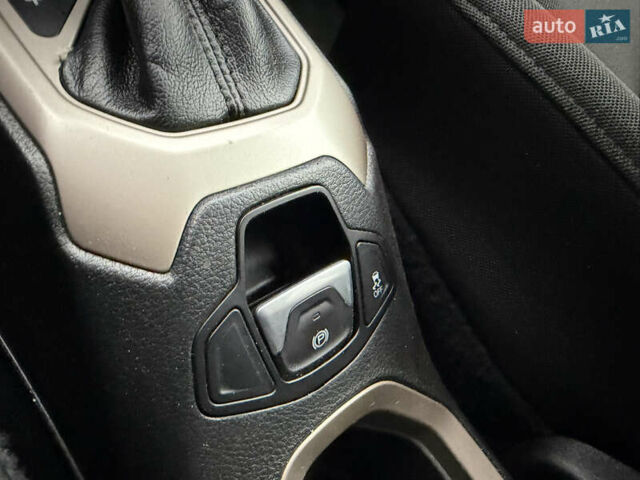 Помаранчевий Джип Ренегат, об'ємом двигуна 2.36 л та пробігом 140 тис. км за 10999 $, фото 31 на Automoto.ua