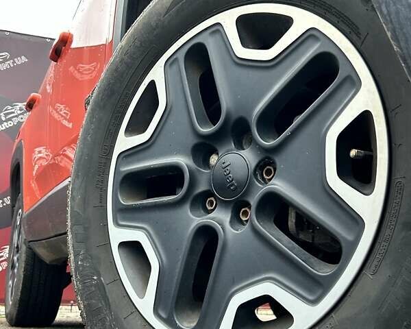 Оранжевый Джип Ренегат, объемом двигателя 2.36 л и пробегом 292 тыс. км за 10800 $, фото 5 на Automoto.ua