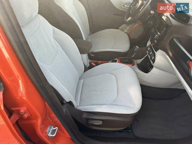 Оранжевый Джип Ренегат, объемом двигателя 2.36 л и пробегом 158 тыс. км за 11700 $, фото 26 на Automoto.ua