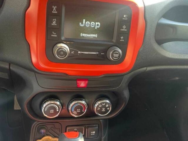 Помаранчевий Джип Ренегат, об'ємом двигуна 2.4 л та пробігом 184 тис. км за 11700 $, фото 6 на Automoto.ua