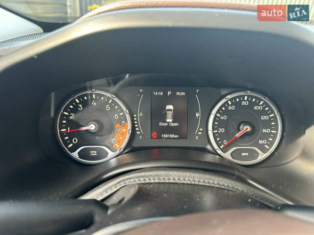 Оранжевый Джип Ренегат, объемом двигателя 2.36 л и пробегом 158 тыс. км за 11700 $, фото 21 на Automoto.ua