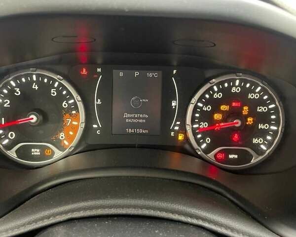 Оранжевый Джип Ренегат, объемом двигателя 2.4 л и пробегом 184 тыс. км за 11700 $, фото 3 на Automoto.ua