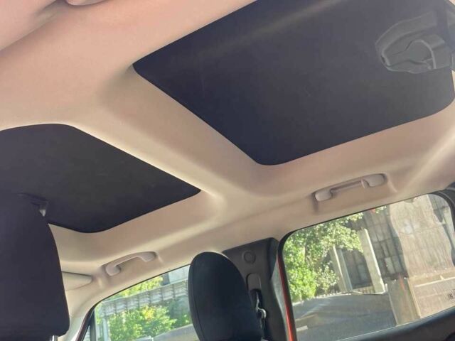 Помаранчевий Джип Ренегат, об'ємом двигуна 2.4 л та пробігом 184 тис. км за 11700 $, фото 9 на Automoto.ua