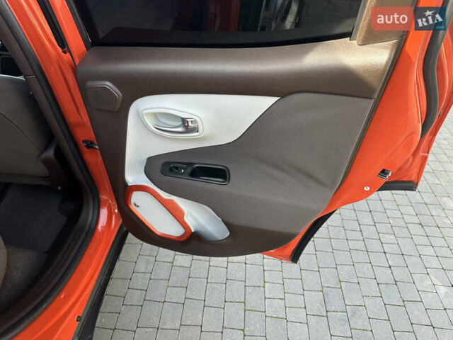 Оранжевый Джип Ренегат, объемом двигателя 2.36 л и пробегом 158 тыс. км за 11700 $, фото 17 на Automoto.ua