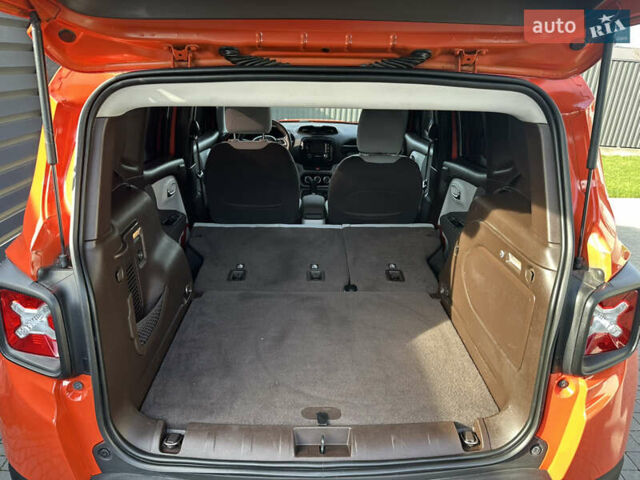Оранжевый Джип Ренегат, объемом двигателя 2.36 л и пробегом 158 тыс. км за 11700 $, фото 13 на Automoto.ua