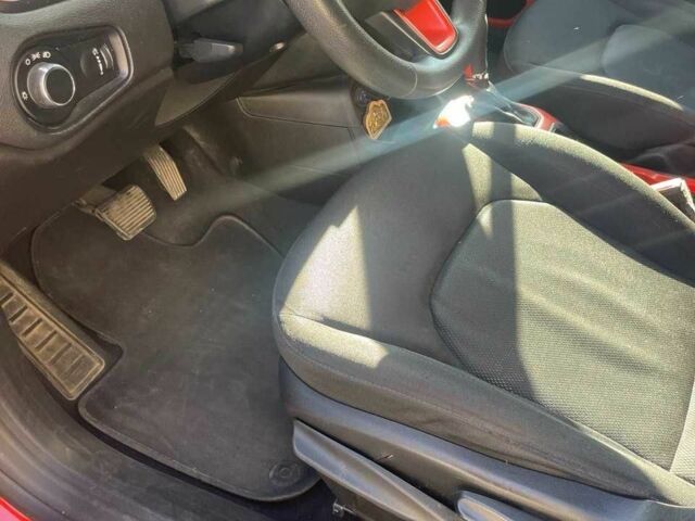 Помаранчевий Джип Ренегат, об'ємом двигуна 2.4 л та пробігом 184 тис. км за 11700 $, фото 7 на Automoto.ua