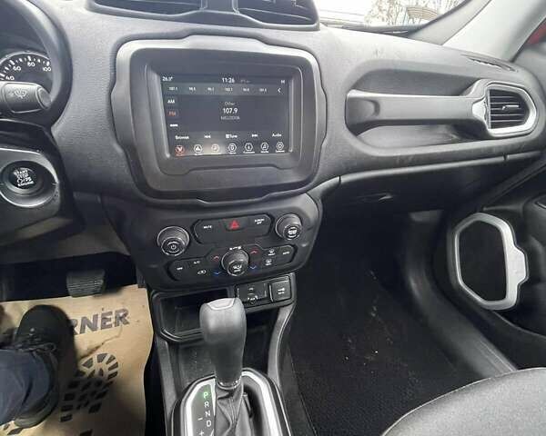 Помаранчевий Джип Ренегат, об'ємом двигуна 2.4 л та пробігом 107 тис. км за 12900 $, фото 1 на Automoto.ua