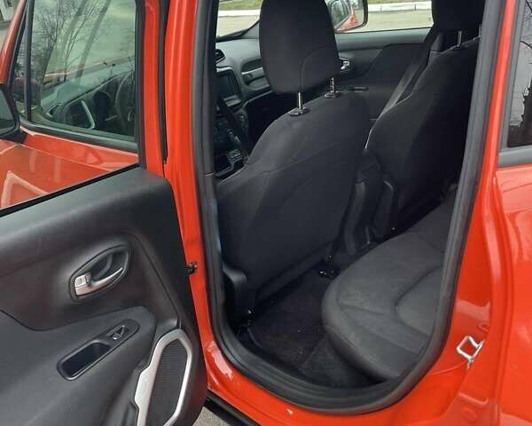 Помаранчевий Джип Ренегат, об'ємом двигуна 2.4 л та пробігом 107 тис. км за 12900 $, фото 4 на Automoto.ua